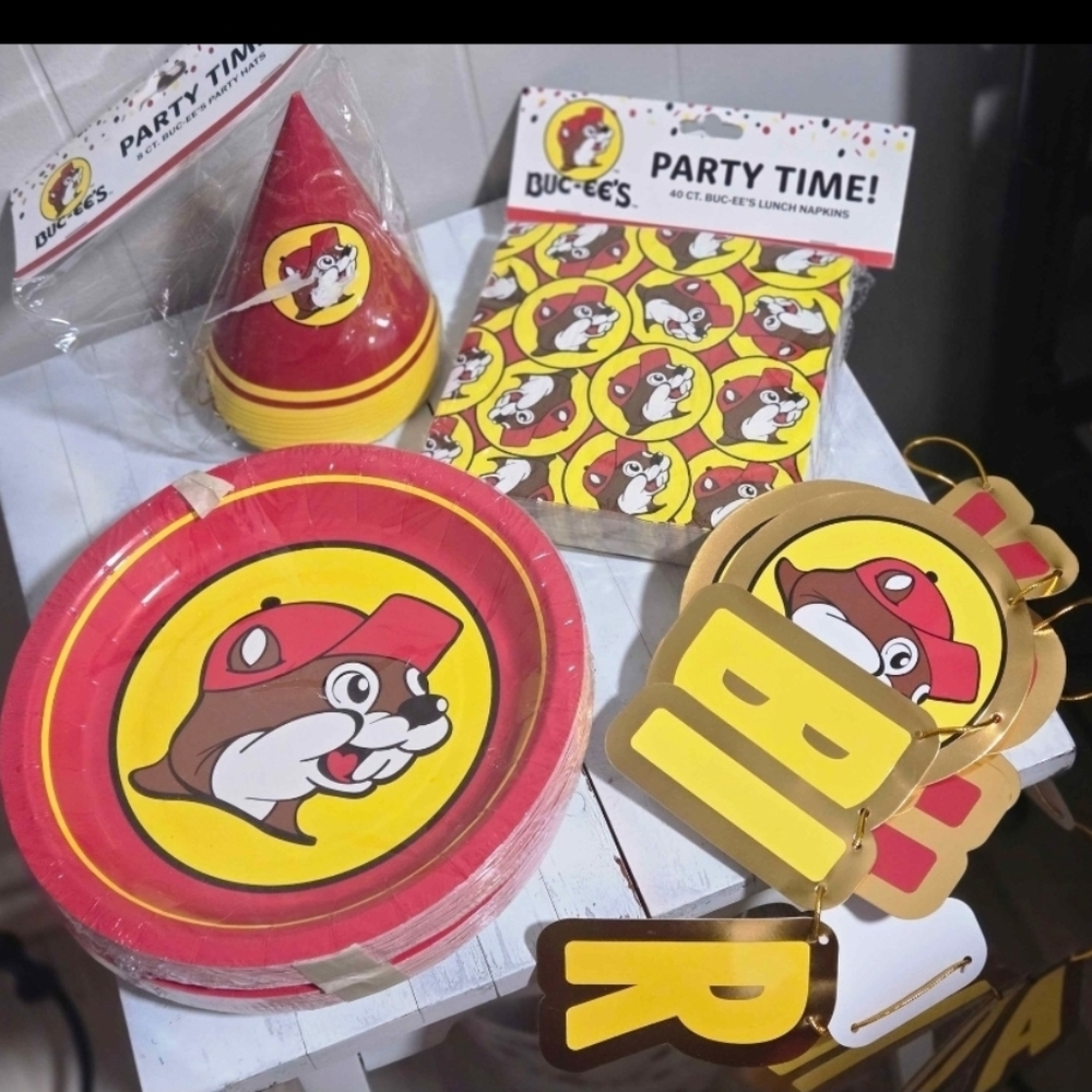 Buc-ee's birthday bundle